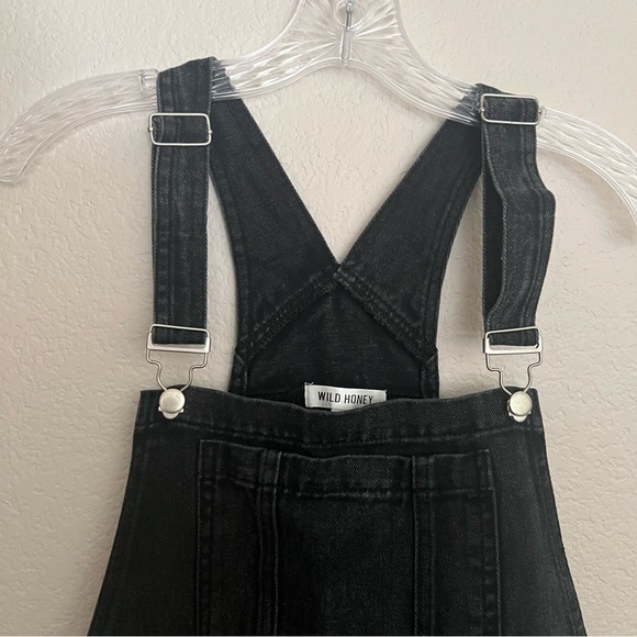 Wild Honey Black Distressed Shorts Overalls Size: M - Picture 2 of 8